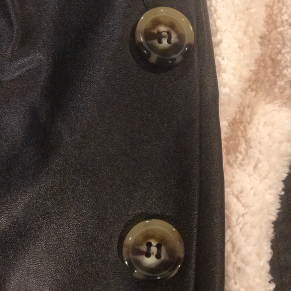 🔥ONLY 1 LEFT! OH SO CHIC FAUX LEATHER SKIRT! - Picture 5 of 5